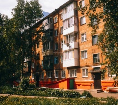 1-комнатные апартаменты улучшенные Леонова 5 в Калина на улице Леонова