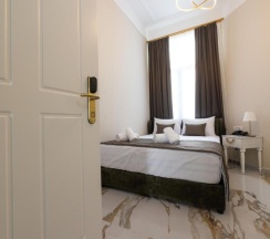 Семейный номер Deluxe в Modern Luxury Hotel