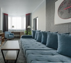 Люкс в Ramada by Wyndham Yekaterinburg Hotel&Spa