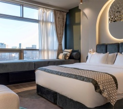 Стандарт с видом на Москва-Сити в Palmira Art