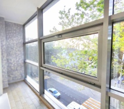 Люкс с балконом и с красивым видом из окна в Camelia