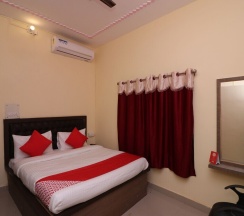 Двухместный номер Standard двуспальная кровать в OYO 17171 Sandhya Guest House