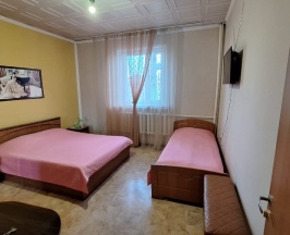 Трёхместный номер Economy с видом на внутренний двор в Давинчи