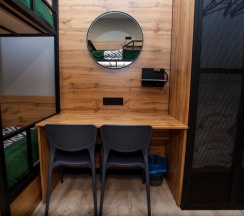 Кровать в общем женском номере с 3 двухъярусными кроватями (общие удобства) в Сириус