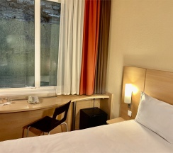 Номер Standard без вида с двуспальной кроватью в ibis Moscow Paveletskaya