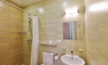 Двухместный номер Standard с видом на внутренний двор двуспальная кровать в Nautilus family