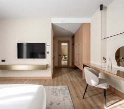 Супериор с видом на горы в Pinskiy