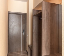 Улучшенный двухместный номер с 2 отдельными кроватями в Myhotel