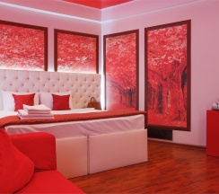 Red DeLuxe с джакузи в Палитра by richotels