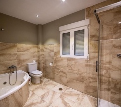 Двухместный номер Deluxe двуспальная кровать в Hotel Monasterio Granada - Adults Only