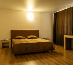 Двухуровневый номер на 6-7 человек с видом на море (корпус Б) в Оптимист