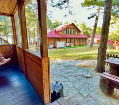 Двухэтажный коттедж Дом Медведя до 7 гостей в Командор