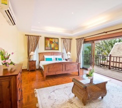 Вилла с 5 комнатами в Tropicana Pool Villa