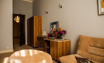 Двухместный номер Deluxe с балконом двуспальная кровать в Amra