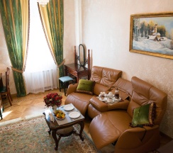 Двухместный номер люкс с видом на монастырь в Покровская