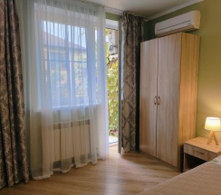 3-местный номер полулюкс с балконом в Солнце Тургенева