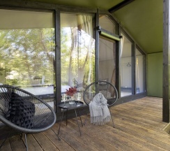 Бунгало в Polyana Glamping