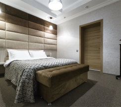 Делюкс в SKY LUX HOTEL