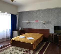 Двухместный номер с двуспальной кроватью в Планета