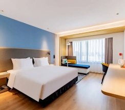 Двухместный номер Standard двуспальная кровать в Holiday Inn Express Hohhot East Station, an IHG Hotel