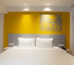 Двухместный номер Standard двуспальная кровать в Recenta Style Phuket Town