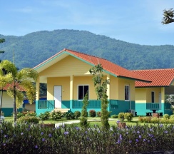 Бунгало Executive с балконом и с видом на горы в Kaeo Fa Sai Resort