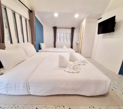 Семейный номер Deluxe в PAN Beachfront Resort Krabi