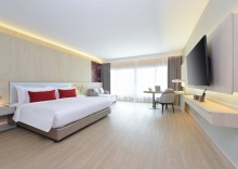 Четырёхместный номер Grand Deluxe в Centre Point Pratunam