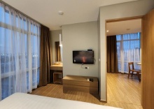 Люкс Executive с 2 комнатами в Brighton Hotel & Residence