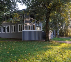 Коттедж семейный с 4 спальнями в Пасторское озеро