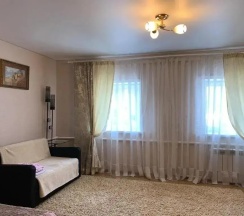Двухместный семейный номер двуспальная кровать в Ленина