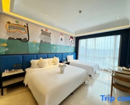 Трёхместный семейный номер Standard в Harman Resort Hotel Sanya