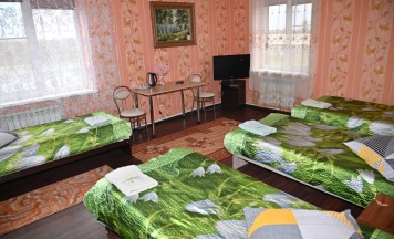 Апартаменты с 2 комнатами с красивым видом из окна в Парамон
