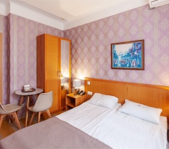 Стандарт с одной двуспальной кроватью в Моя Глинка