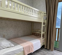 Семейный номер в Горное озеро