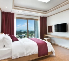 Двухместный номер Standard Цокольный этаж 2 отдельные кровати в Familia Hotel Jeju
