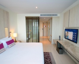 Люкс семейный Executive c 1 комнатой в Splash Beach Resort 