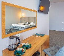 Двухместный номер Делюкс c 1 комнатой с балконом двуспальная кровать в Green land