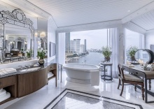 Люкс с балконом в Mandarin Oriental, Bangkok