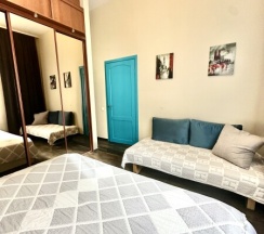 2ух комнатная квартира. пр. Невский д.63 в Goodrest