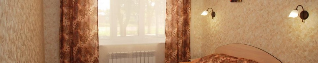 3-местный номер стандарт с 1 двуспальной кроватью (с завтраком) в Пирамида