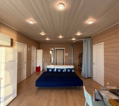 Хаусбот 2 в Времена Года