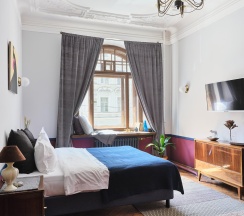 Arqué. Большая комната с видом на Невский в Sands Rooms