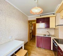 Апартаменты с балконом и с видом на город в Apartments on str. International, bld. 36