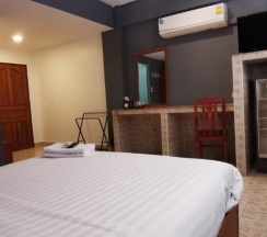Двухместный номер Standard двуспальная кровать в Jellyfish Hostel