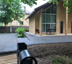 Коттедж с красивым видом из окна в СПА-Волга