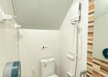 Двухместный номер Standard в Sleep Box Hostel Suratthani