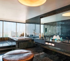 Двухместный люкс Wow двуспальная кровать в W Bangkok