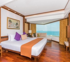 Люкс Princess c 1 комнатой в Royal Cliff Beach Hotel Pattaya