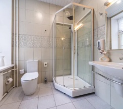 Уютный и функциональный одноместный номер в Риволи́